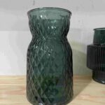 Glazen vaas ruit motief, H: 20 B 12 cm